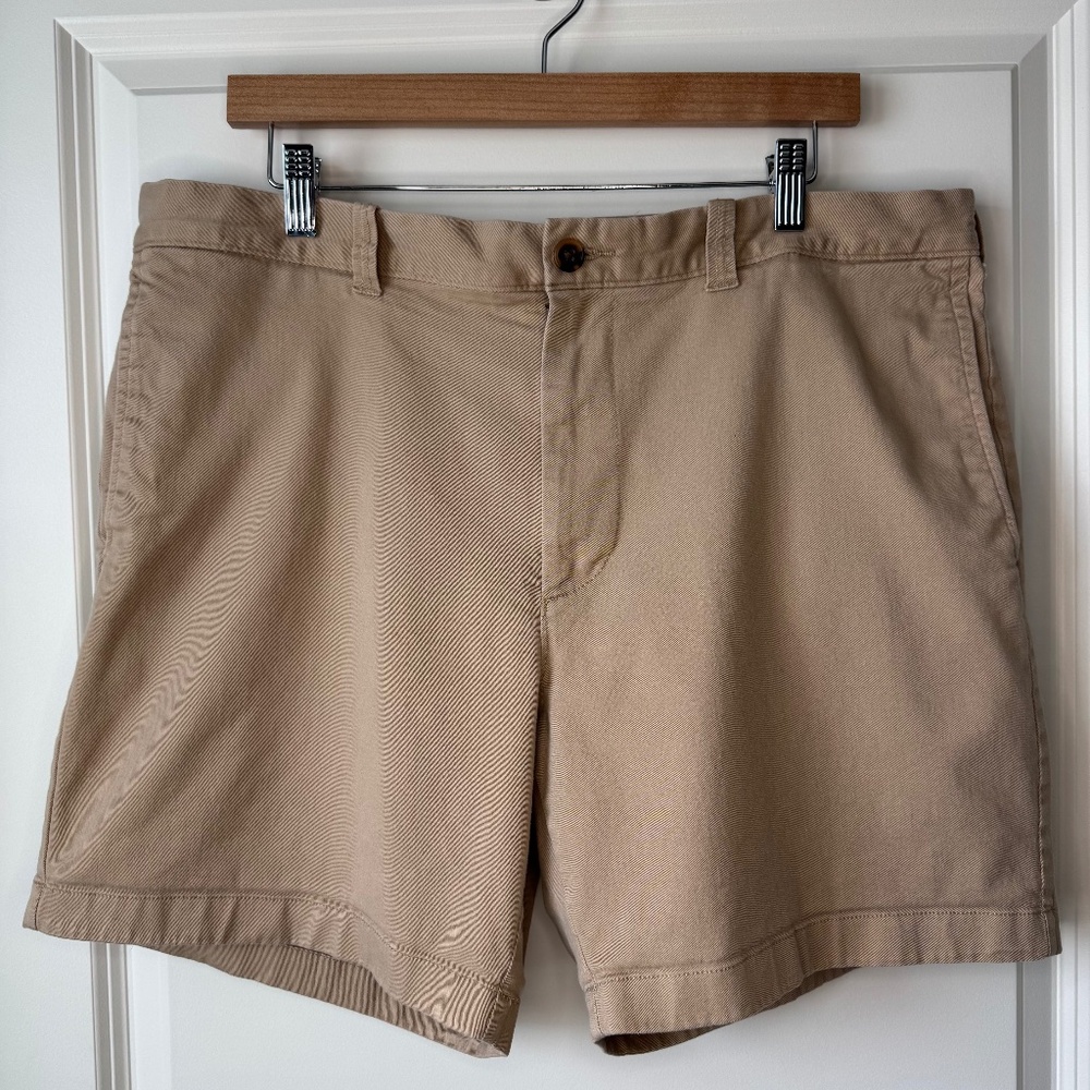 J. Crew - Men's 7" flex chino short - Size 38